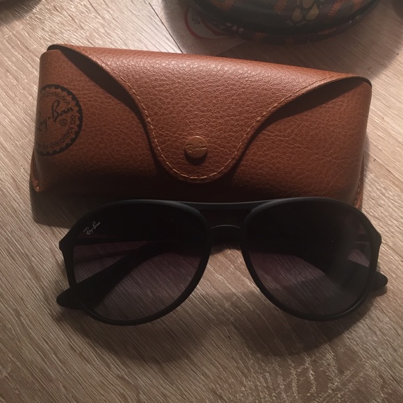 Black Ray Bans Alex