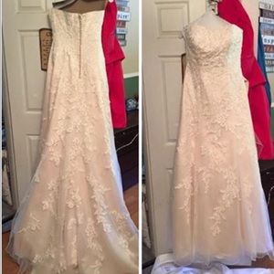 David's bridal wedding dress
