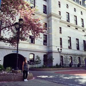 Meet your Posher, Laura