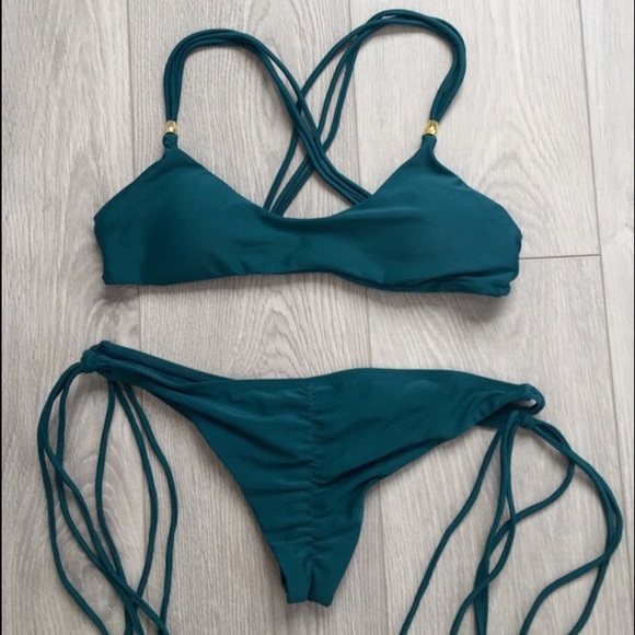 Turquoise cheeky bikini