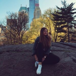 Meet your Posher, Nora