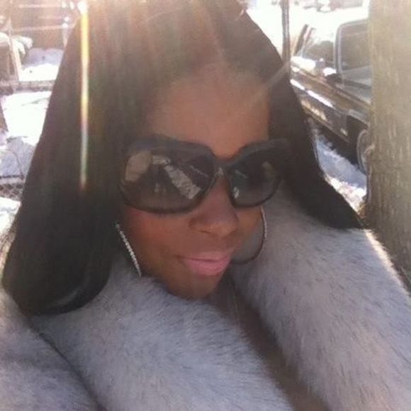 Meet your Posher, Lakia