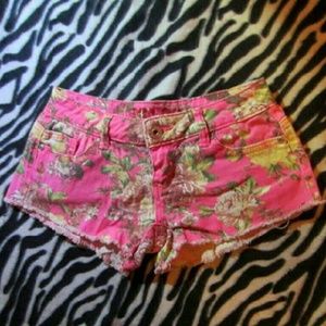 Floral Bongo size 0 shorts