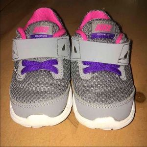 Toddler Nike size 6c
