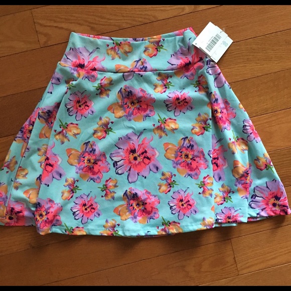 LuLaRoe! Girls Azure size 10 NWT