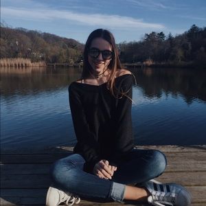 Meet your Posher, Shaye