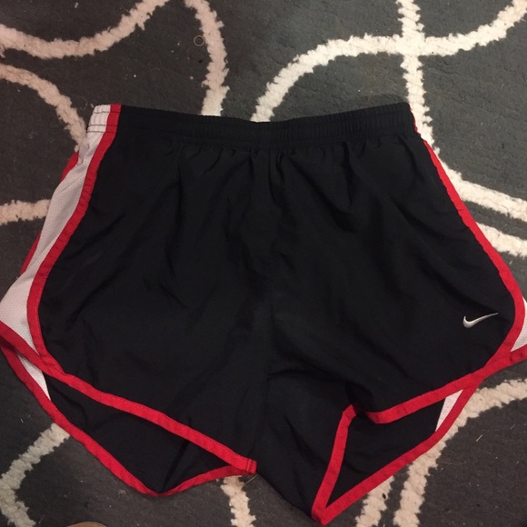 Nike dri fit shorts youth large