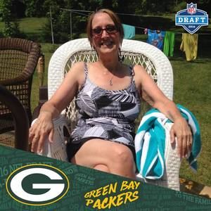 Meet your Posher, Debbie