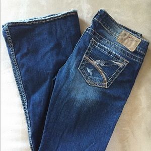 Excellent condition Silver Frances 22" Jean