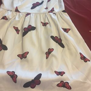 Eric + Lani dress like new!!!