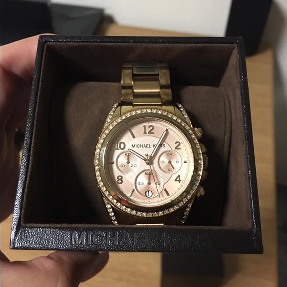 MK watch