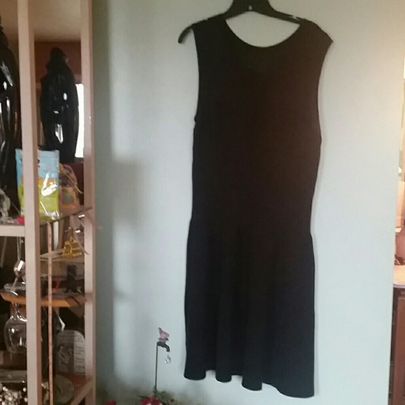 This dress is for the fall if a knit dress
