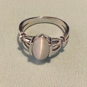 Pretty! Catseye Ring
