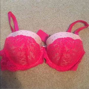 Victoria's secret 34D bra