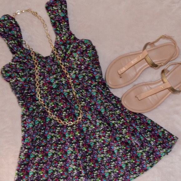 GIFTED - [Express] Floral Blouse - Picture 6 of 6