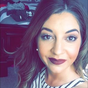 Meet your Posher, Lexi