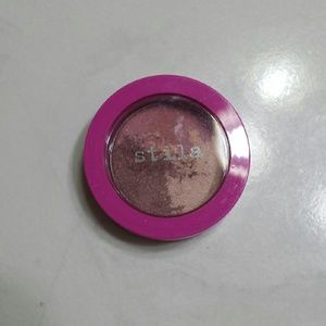 Stila single eye shadow used twice,sanitized.
