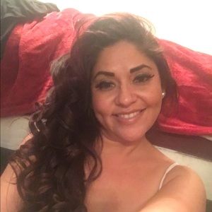 Meet your Posher, Christine