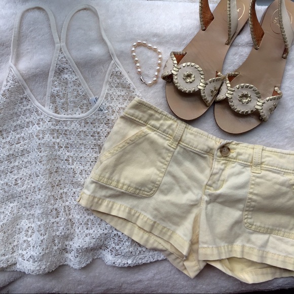 Hollister Light Yellow Shorts