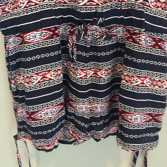 NWT Romper - Picture 3 of 4