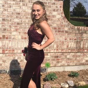 Meet your Posher, Anne