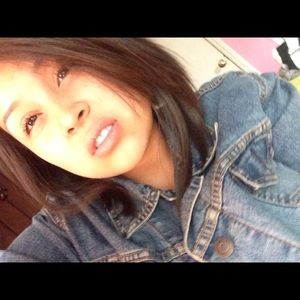 Meet your Posher, Mayra