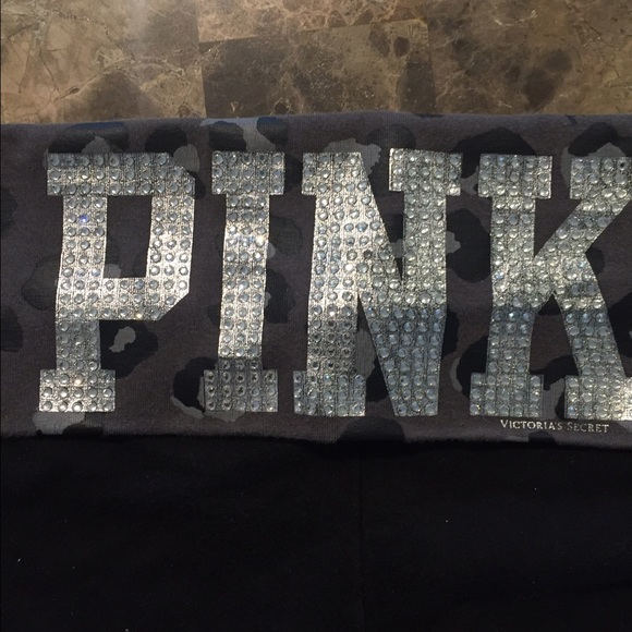 VS yoga shorts with leopard print band - Picture 3 of 4