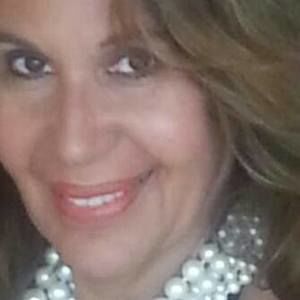 Meet your Posher, Cristina