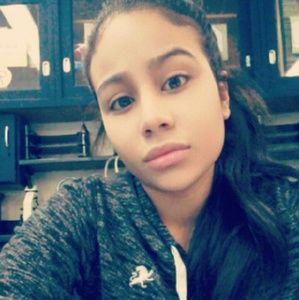 Meet your Posher, Mariela