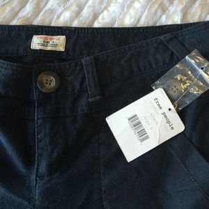 Free People clam diggers