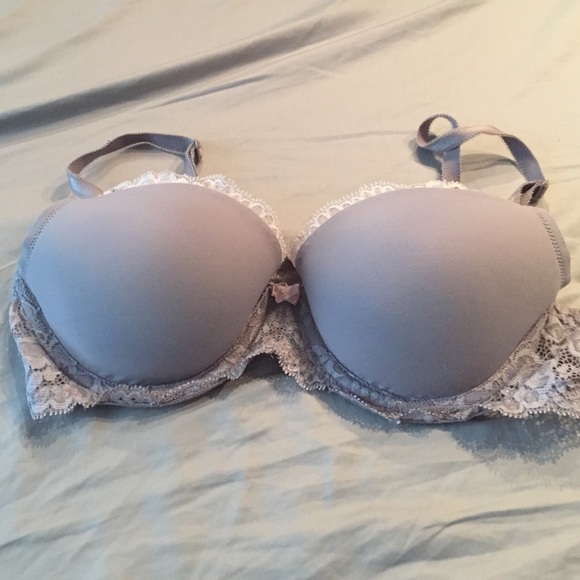 VS Demi angels memory foam bra