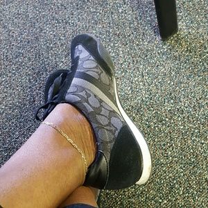 Meet your Posher, Clara