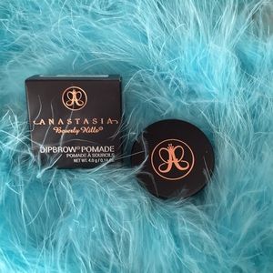 ✨Anastasia Ebony Dipbrow✨