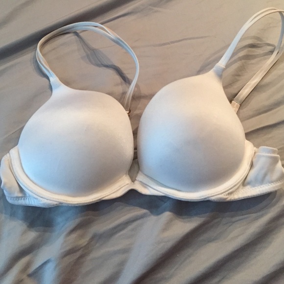 VS VERY SEXY WHITE PUSH UP BRA