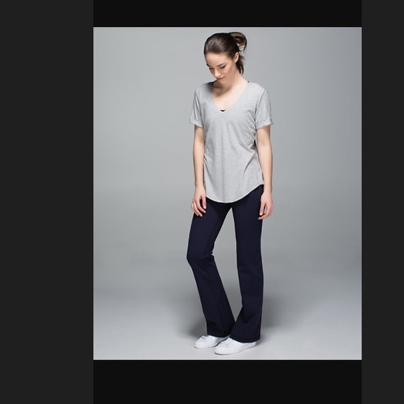 SOLD !!!BRAND NEW lululemon groove ll pant