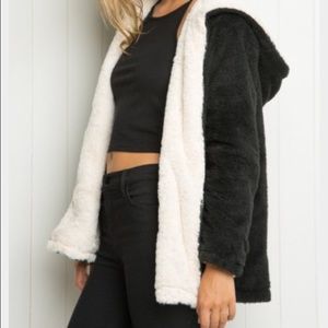 Brandy Melville milania fur coat