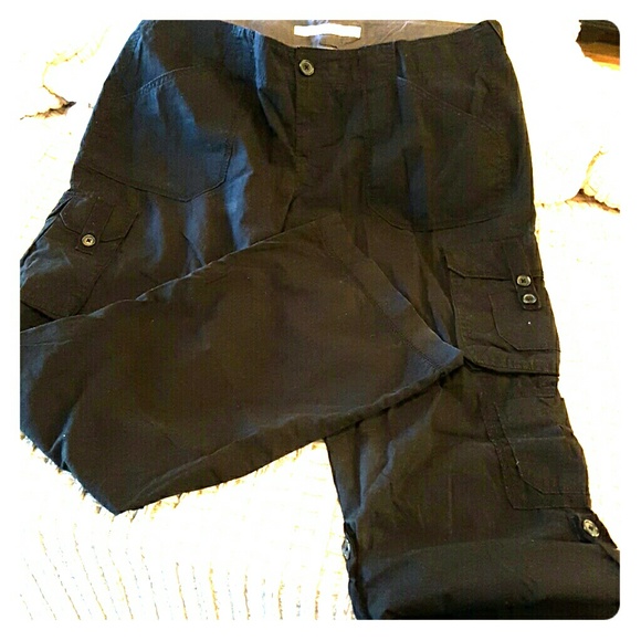OLD NAVY CONVERTIBLE CARGO PANTS