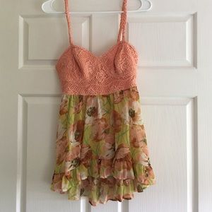 Crochet and floral tank Ⓜ️