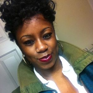 Meet your Posher, Jazmin