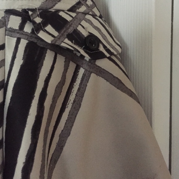 Go Collection skirt - Picture 2 of 4