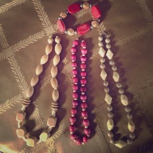 EUC  Necklace Bundle w bracelet