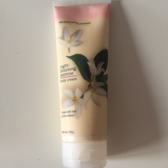 BBW Night-Blooming Jasmine body cream