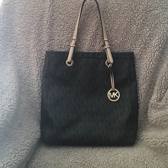 Michael Kors authentic handbag