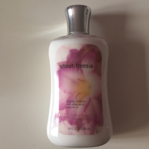 BBW Sheer Freesia lotion