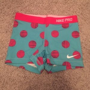 Nike Alpha Pro Nike Skin Zebra Mens Cleats Sz 13 The product you are purchasing is a pair of 