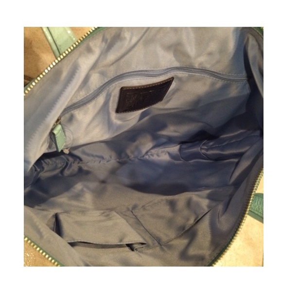 POPPY 3D OP ART SIGNATURE GLAM TOTE BAG - Picture 4 of 5