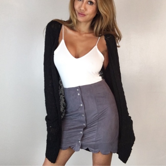 • Last Item • Gray Scalloped Suede Skirt - Picture 3 of 4