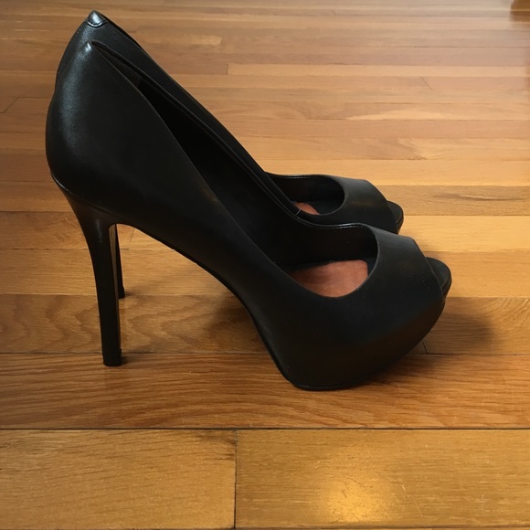 Aldo peep toe pumps with brown leather sole
