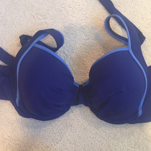 Tommy Bahama Bathing Suit Top (34DD)