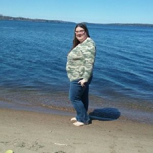 Meet your Posher, Jackie